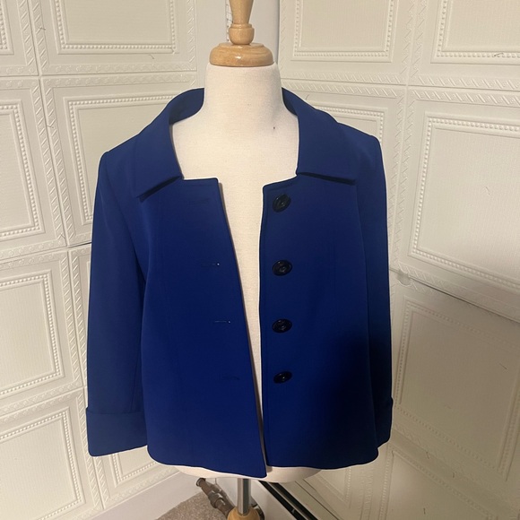 Dark Blue Blazer (Petite) - Picture 13 of 15
